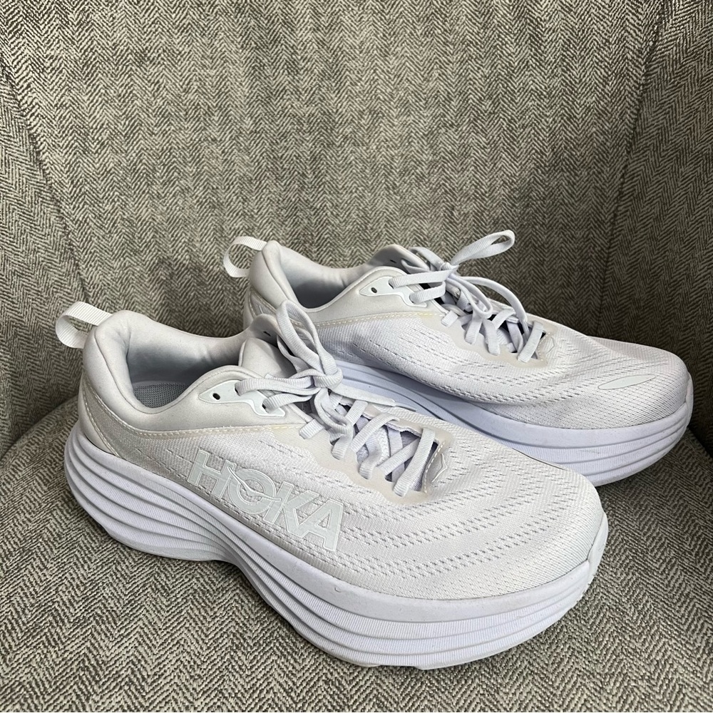 Hoka Bondi 8